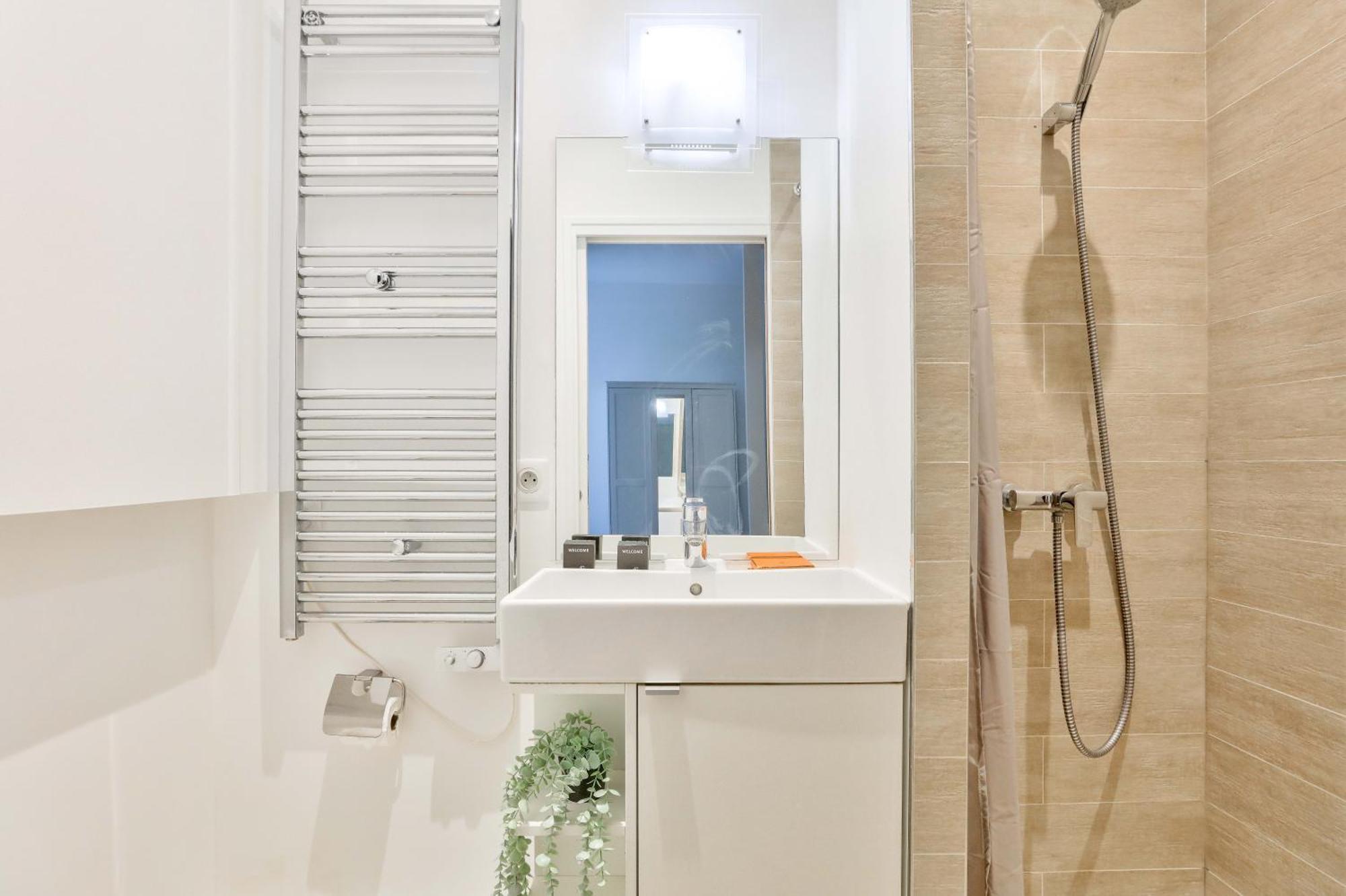 New & Design Studios In The Heart Of Le Marais Paris Exterior photo